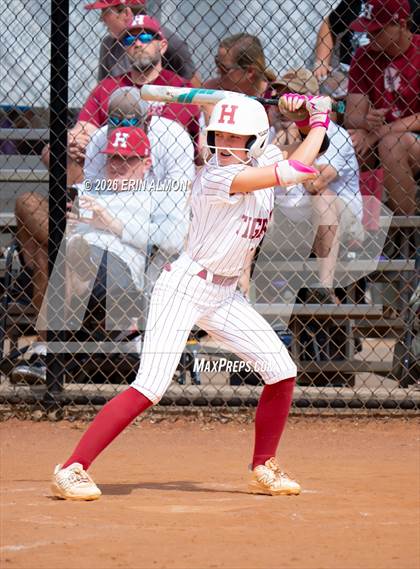 Thumbnail 3 in Gibbs vs. Hartselle photogallery.