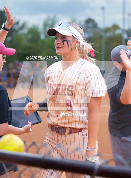 Thumbnail 3 in Gibbs vs. Hartselle photogallery.