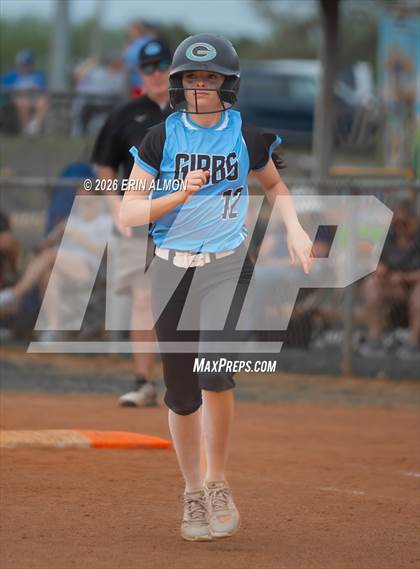 Thumbnail 2 in Gibbs vs. Hartselle photogallery.