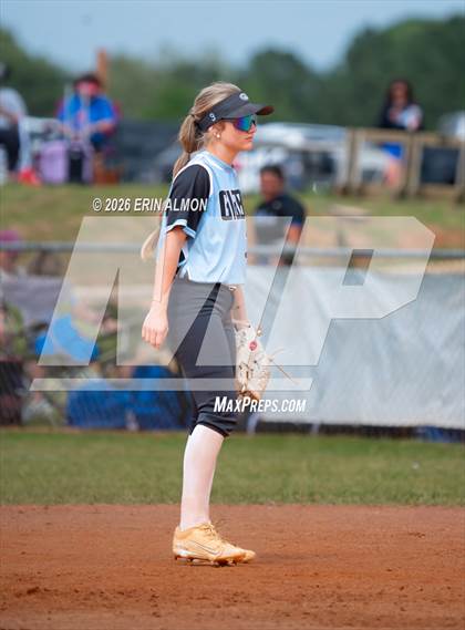 Thumbnail 3 in Gibbs vs. Hartselle photogallery.