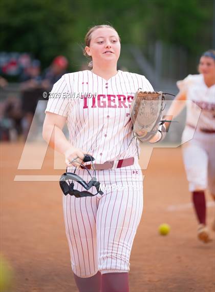 Thumbnail 3 in Gibbs vs. Hartselle photogallery.