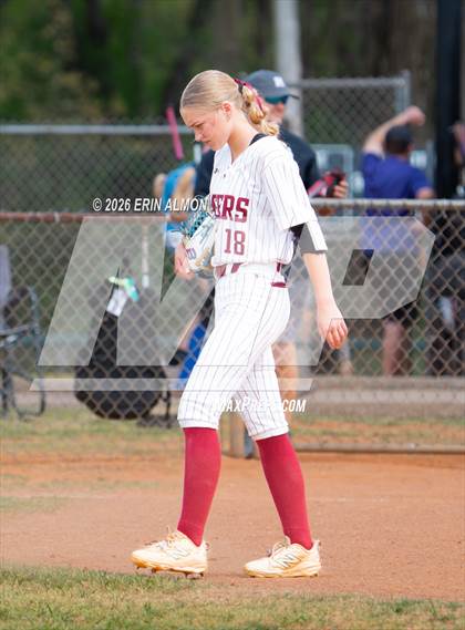 Thumbnail 1 in Gibbs vs. Hartselle photogallery.