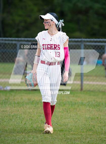 Thumbnail 2 in Gibbs vs. Hartselle photogallery.