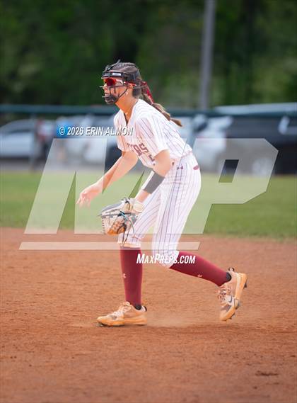 Thumbnail 3 in Gibbs vs. Hartselle photogallery.