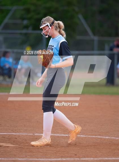 Thumbnail 2 in Gibbs vs. Hartselle photogallery.