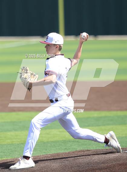 Thumbnail 3 in Grand Saline vs Athens photogallery.