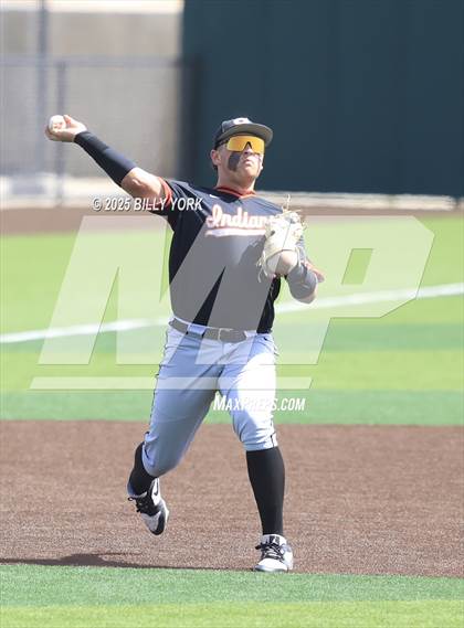 Thumbnail 2 in Grand Saline vs Athens photogallery.