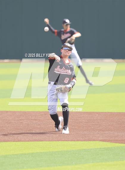 Thumbnail 2 in Grand Saline vs Athens photogallery.