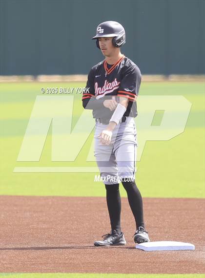 Thumbnail 2 in Grand Saline vs Athens photogallery.