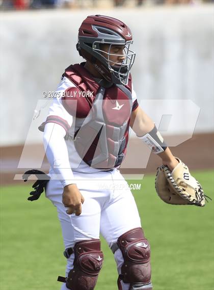 Thumbnail 2 in Grand Saline vs Athens photogallery.