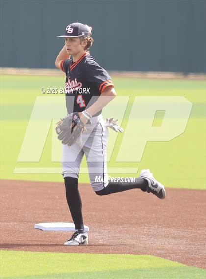 Thumbnail 1 in Grand Saline vs Athens photogallery.