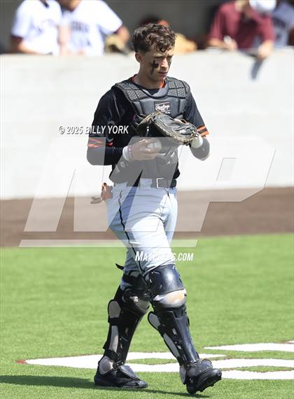 Thumbnail 3 in Grand Saline vs Athens photogallery.