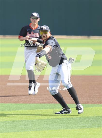 Thumbnail 3 in Grand Saline vs Athens photogallery.