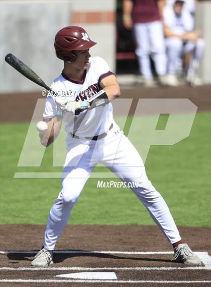 Thumbnail 2 in Grand Saline vs Athens photogallery.