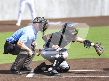 Thumbnail 2 in Grand Saline vs Athens photogallery.