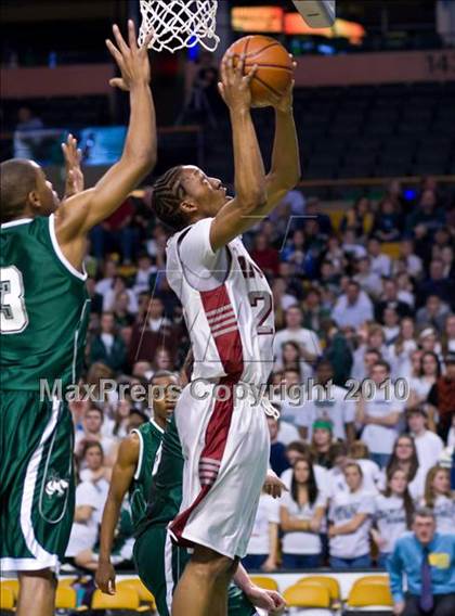 Thumbnail 3 in Mansfield vs Madison Park (MIAA Division 1 South Final) photogallery.