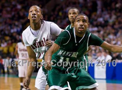 Thumbnail 1 in Mansfield vs Madison Park (MIAA Division 1 South Final) photogallery.