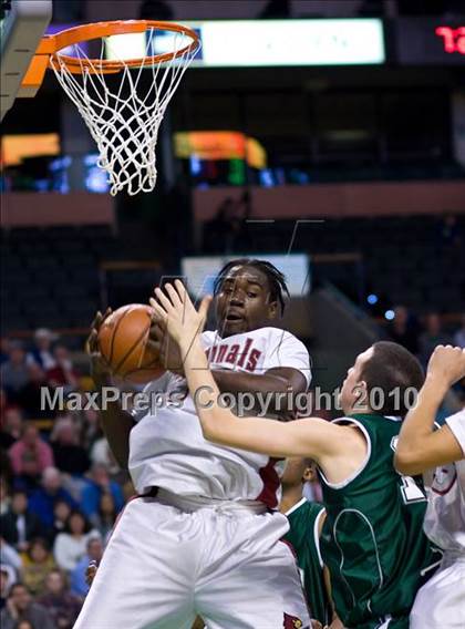 Thumbnail 2 in Mansfield vs Madison Park (MIAA Division 1 South Final) photogallery.