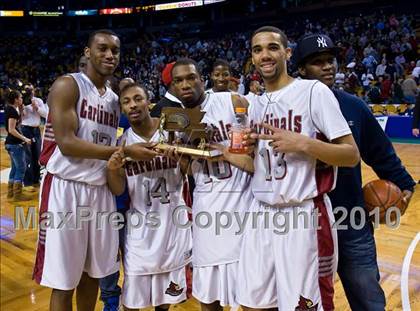Thumbnail 3 in Mansfield vs Madison Park (MIAA Division 1 South Final) photogallery.
