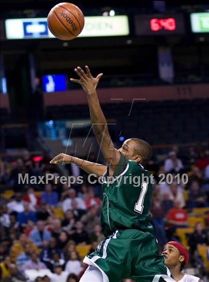 Thumbnail 3 in Mansfield vs Madison Park (MIAA Division 1 South Final) photogallery.