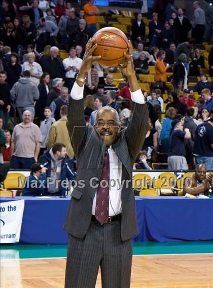 Thumbnail 1 in Mansfield vs Madison Park (MIAA Division 1 South Final) photogallery.
