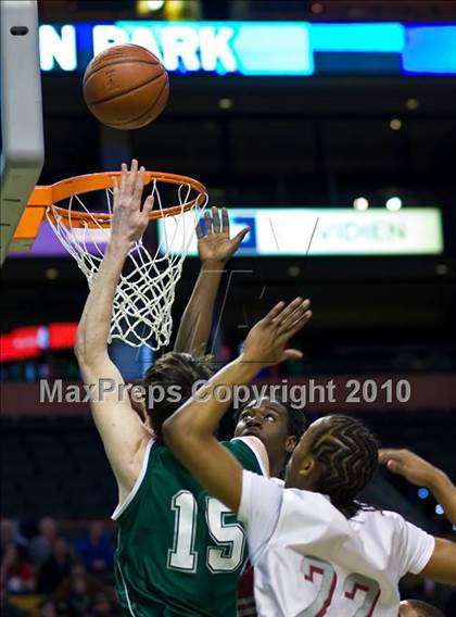 Thumbnail 2 in Mansfield vs Madison Park (MIAA Division 1 South Final) photogallery.