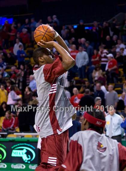 Thumbnail 2 in Mansfield vs Madison Park (MIAA Division 1 South Final) photogallery.