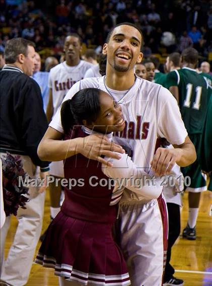 Thumbnail 1 in Mansfield vs Madison Park (MIAA Division 1 South Final) photogallery.