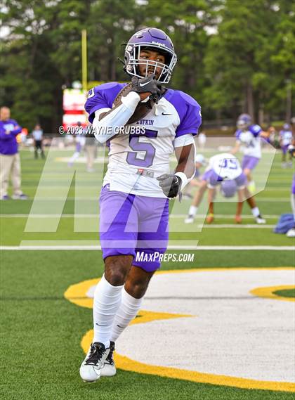 Thumbnail 1 in Lufkin @ Longview photogallery.