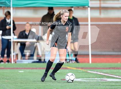 Thumbnail 1 in Kamiakin vs Bellevue (WIAA 3A 3rd Place Final)  photogallery.