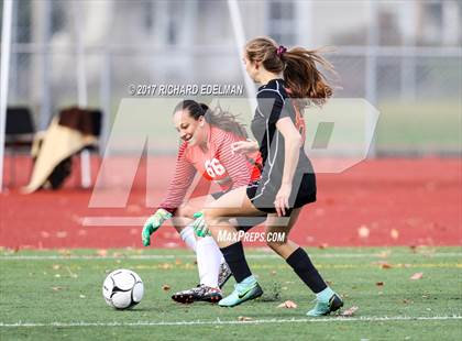 Thumbnail 1 in Kamiakin vs Bellevue (WIAA 3A 3rd Place Final)  photogallery.