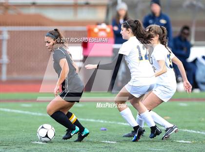 Thumbnail 3 in Kamiakin vs Bellevue (WIAA 3A 3rd Place Final)  photogallery.