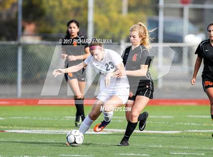 Thumbnail 2 in Kamiakin vs Bellevue (WIAA 3A 3rd Place Final)  photogallery.