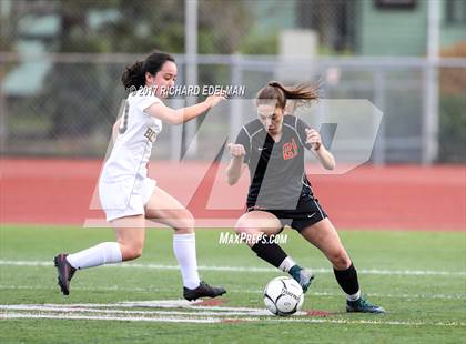 Thumbnail 1 in Kamiakin vs Bellevue (WIAA 3A 3rd Place Final)  photogallery.
