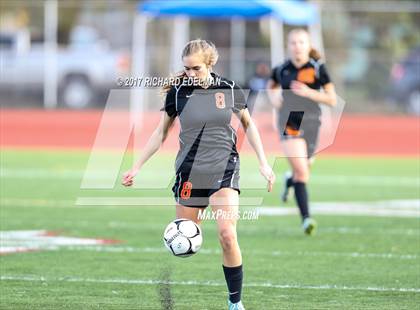 Thumbnail 3 in Kamiakin vs Bellevue (WIAA 3A 3rd Place Final)  photogallery.
