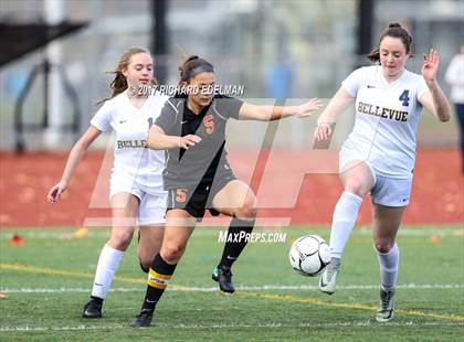 Thumbnail 3 in Kamiakin vs Bellevue (WIAA 3A 3rd Place Final)  photogallery.