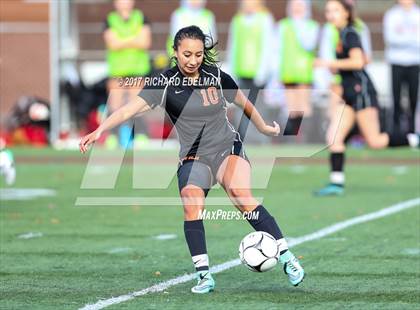 Thumbnail 2 in Kamiakin vs Bellevue (WIAA 3A 3rd Place Final)  photogallery.