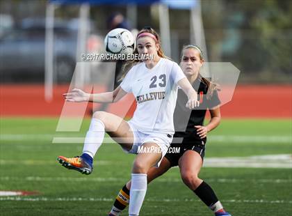 Thumbnail 1 in Kamiakin vs Bellevue (WIAA 3A 3rd Place Final)  photogallery.