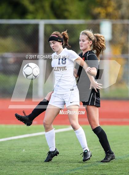 Thumbnail 3 in Kamiakin vs Bellevue (WIAA 3A 3rd Place Final)  photogallery.