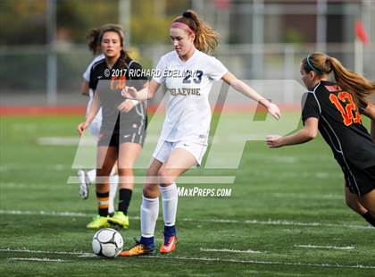 Thumbnail 2 in Kamiakin vs Bellevue (WIAA 3A 3rd Place Final)  photogallery.