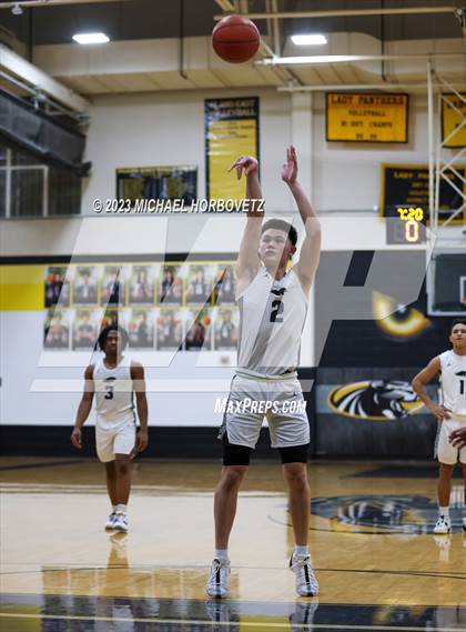 Thumbnail 3 in Marcus @ Plano East photogallery.