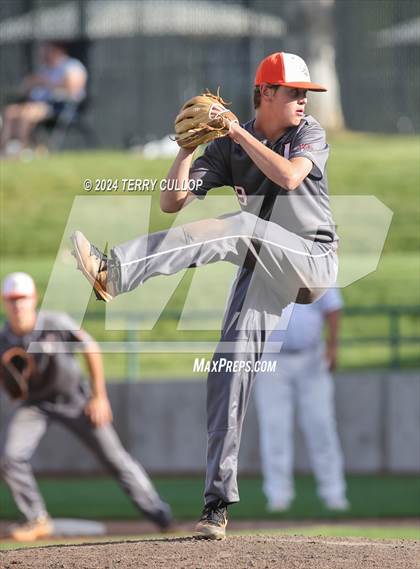 Thumbnail 2 in Bryce Valley vs. Valley (UHSAA 1A Quarterfinal) photogallery.