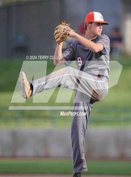 Thumbnail 1 in Bryce Valley vs. Valley (UHSAA 1A Quarterfinal) photogallery.