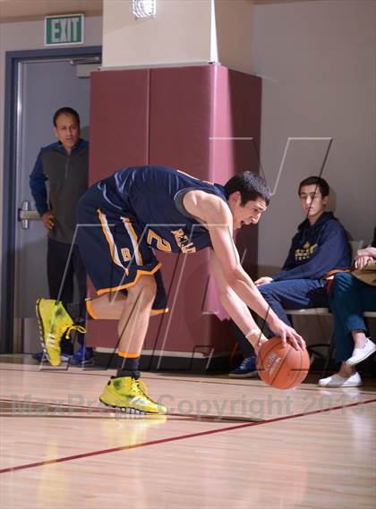 Thumbnail 2 in Bellevue vs. Etiwanda (MaxPreps Holiday Classic) photogallery.