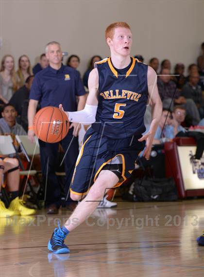 Thumbnail 1 in Bellevue vs. Etiwanda (MaxPreps Holiday Classic) photogallery.