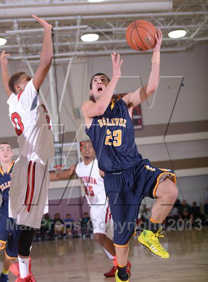 Thumbnail 3 in Bellevue vs. Etiwanda (MaxPreps Holiday Classic) photogallery.