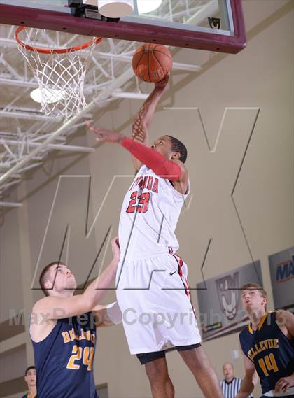 Thumbnail 1 in Bellevue vs. Etiwanda (MaxPreps Holiday Classic) photogallery.