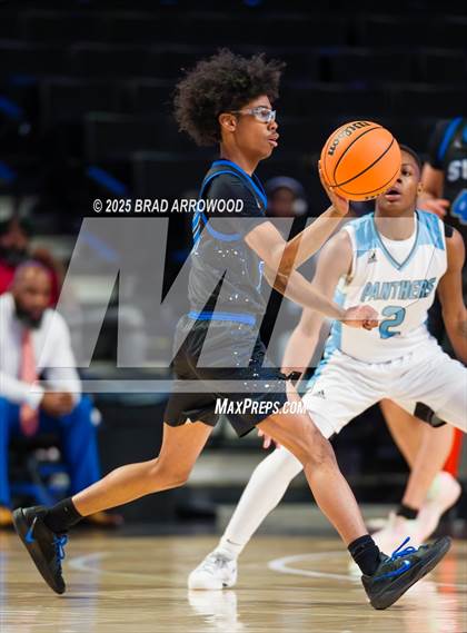 Thumbnail 1 in Southern Wake Academy vs Washington County (NCHSAA 1A Regional Final) photogallery.