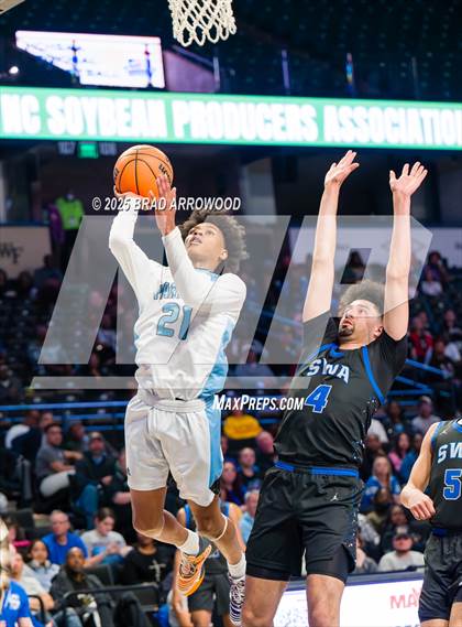 Thumbnail 2 in Southern Wake Academy vs Washington County (NCHSAA 1A Regional Final) photogallery.