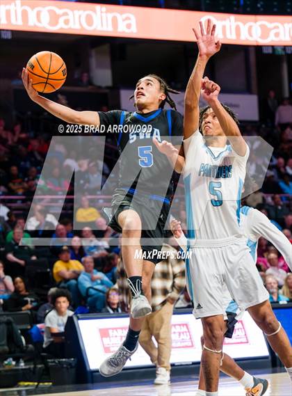 Thumbnail 1 in Southern Wake Academy vs Washington County (NCHSAA 1A Regional Final) photogallery.